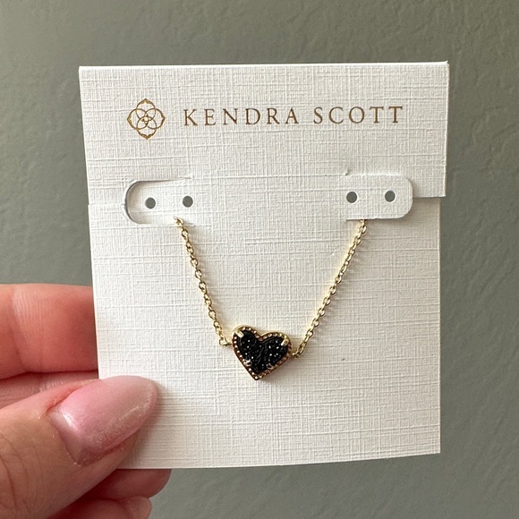 NWT - Kendra Scott Ari Heart Gold Delicate Chain Bracelet in Black Drusy 7" - Picture 3 of 10